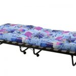 موقف السرير على عجلات