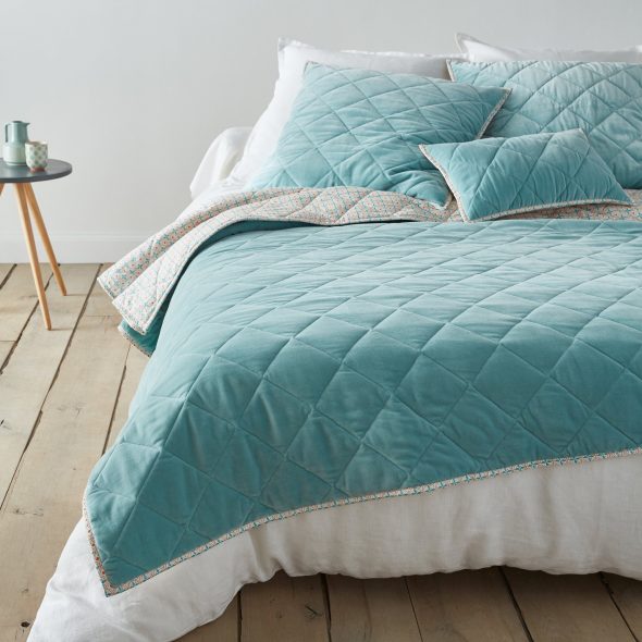 غطاء بطانية