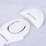 أقفال عالمية على الصناديق البيضاء