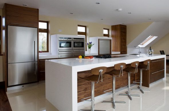 شريط مضادة وكراسي المطبخ