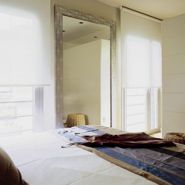 مضمد في غرفة النوم