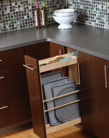 حامل زجاجة مع الصواني