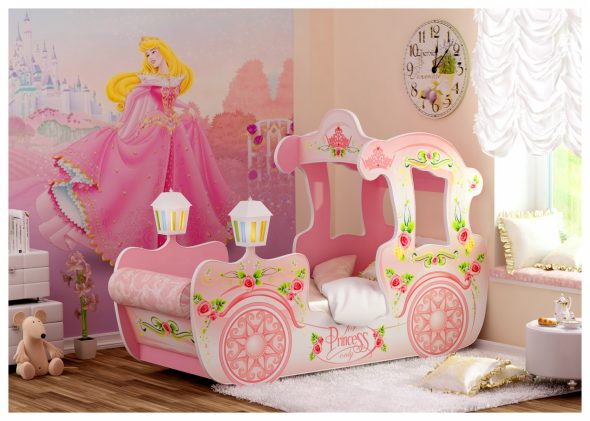 السرير مع الجانب للفتيات