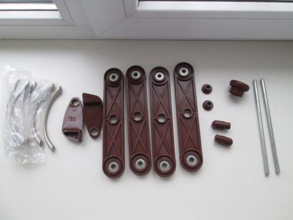 تفاصيل البندول سرير الطفل