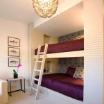 سرير بطابق بنيت