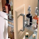 البضائع اثنين القريب