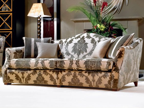 أريكة كلاسيكية