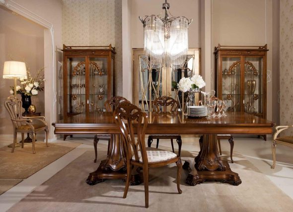 الكلاسيكية في الداخل