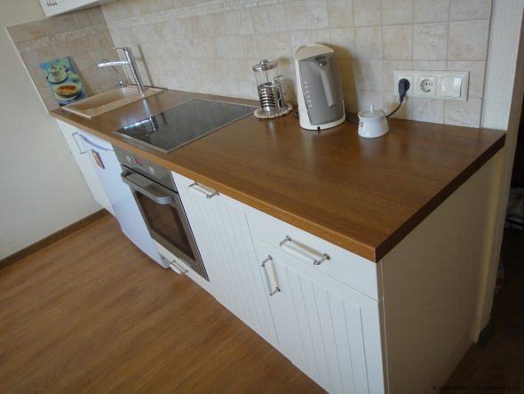 حافة الطاولة