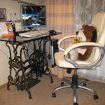 كرسي الكمبيوتر البيج