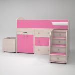 السرير علوي الوردي