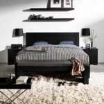 أرفف الحائط