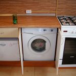 مكان عظيم للغسالة في المطبخ