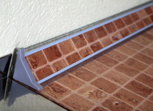 اللوح الأساسي