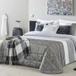 تغطية على السرير Antilo الرمادي