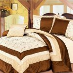 غطاء بدون آلة الخياطة