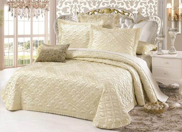 غطاء مبطن جاكار