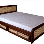 سرير مع أدراج مريحة للنوم