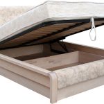 رفع السرير بألوان زاهية