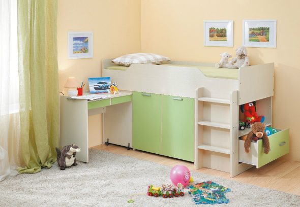 عينة سرير الأطفال