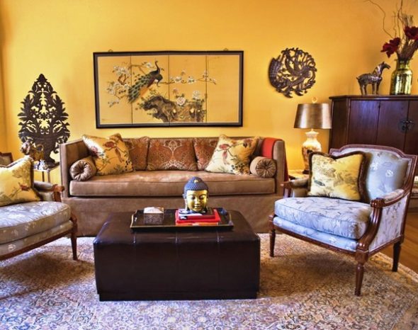 لون حار في الداخل