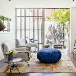 pouf محبوك الأزرق