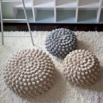 poufs التريكو