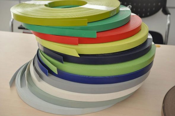 بولي كلوريد الفينيل الشريط