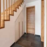 خزانة تحت الدرج