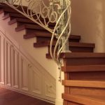 خزائن تحت الدرج