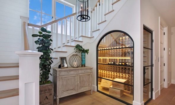 عرض تحت الدرج