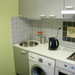 غسالة في سماعة خضراء فاتحة