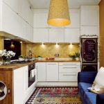 غسالة محمولة على الجانب