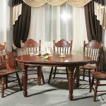 كراسي طاولة الطعام