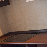 تعيين الجدول أعلى الخشب طيدة