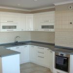 منضدية طيدة الرمادي