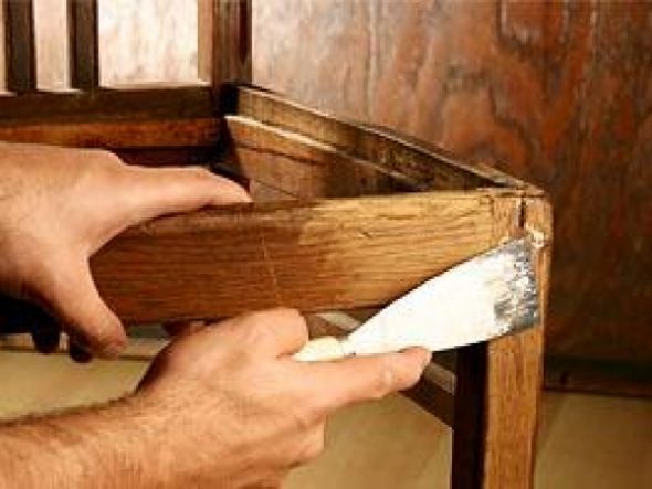 كرسي خالية من الغراء