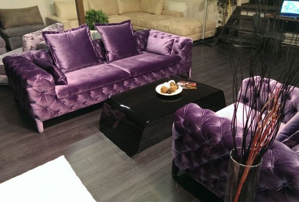 أريكة القطيفة