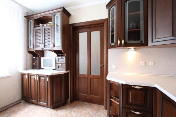 بوفيه في المطبخ