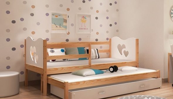 السرير مع الطبقة الدنيا