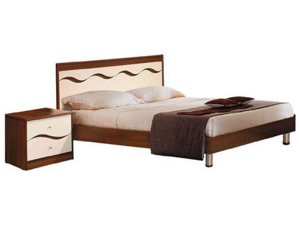 السرير 2 النوم دون الأساس