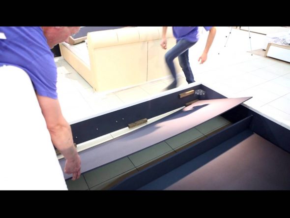 تجميع السرير بيديك