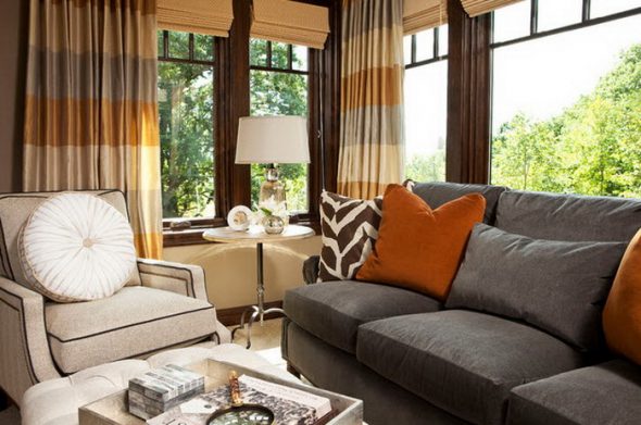 أريكة رمادية