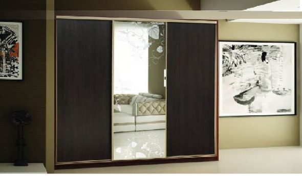 انزلاق خزانة 3 الباب