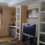 خزانة الجص إلى غرفة كبيرة