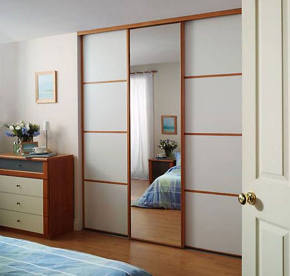 خزانة متحركة كقسم