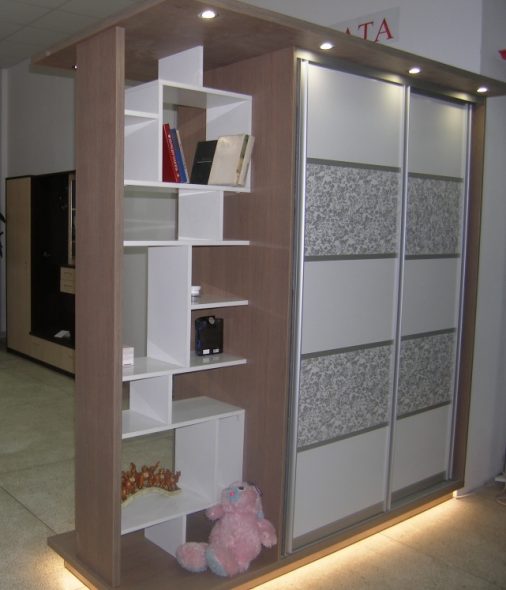 قسم خزانة الملابس