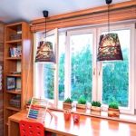 خزانة حول النافذة