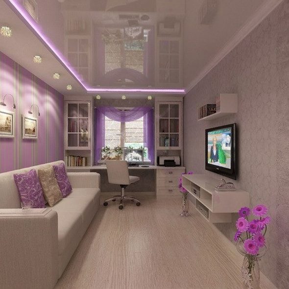 خزانة الملابس حول النافذة توفر المساحة.