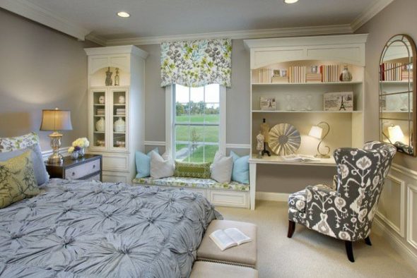 خزائن حول النافذة - أفكار رائعة.